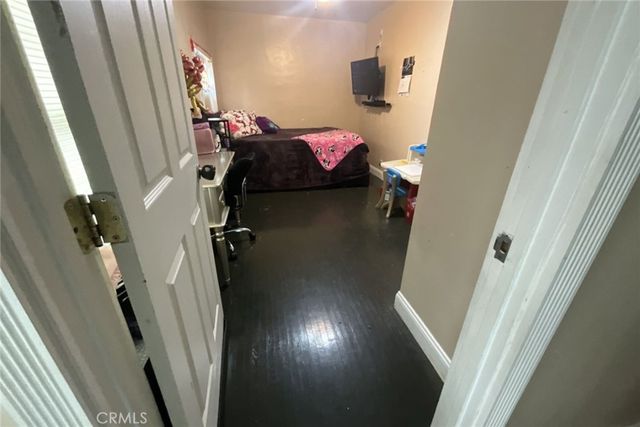 515 Neville, Hanford, CA 93230