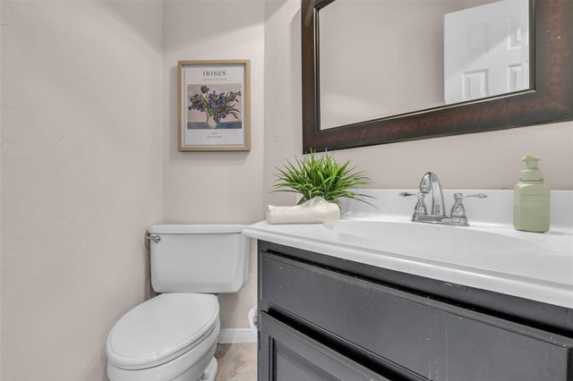 22 Cedar Chase Place, The Woodlands, TX 77381