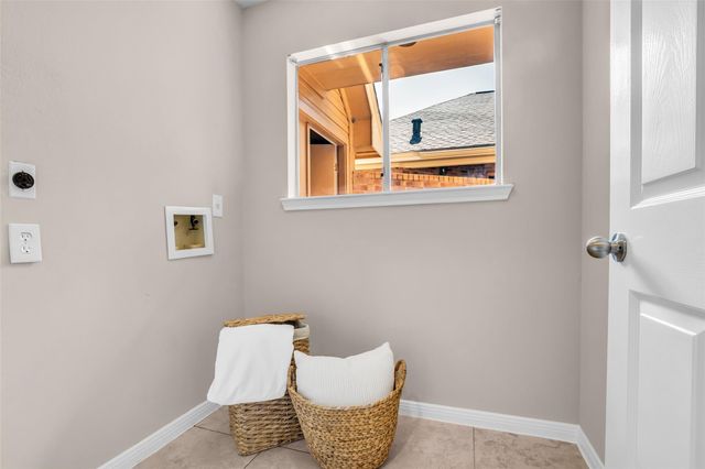 22 Cedar Chase Place, The Woodlands, TX 77381