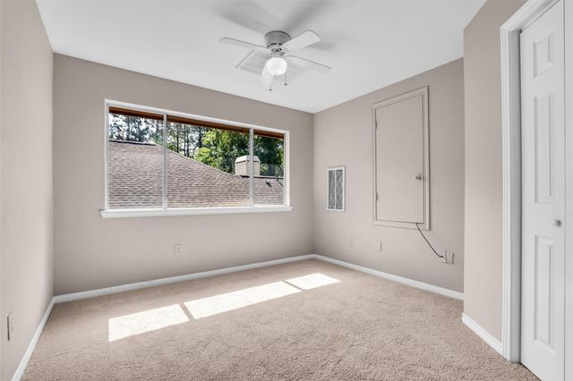 22 Cedar Chase Place, The Woodlands, TX 77381