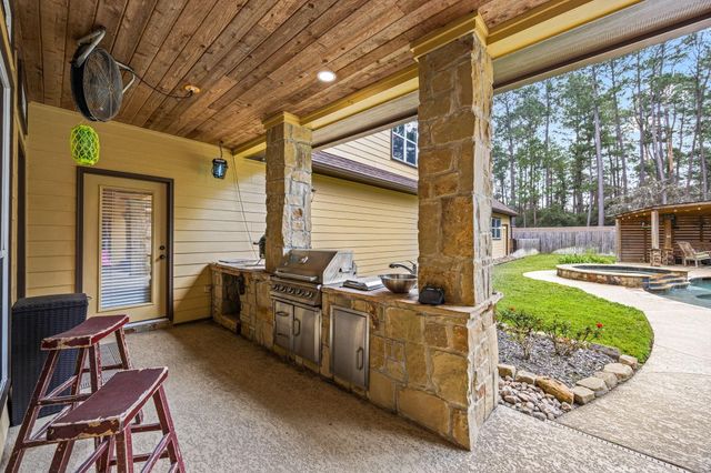 24466 Pipestem Drive, Magnolia, TX 77355