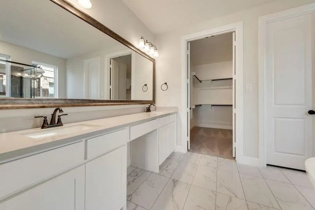 1323 Sundance Lane, Justin, TX 76247