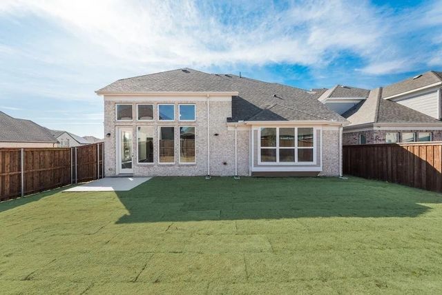 1323 Sundance Lane, Justin, TX 76247