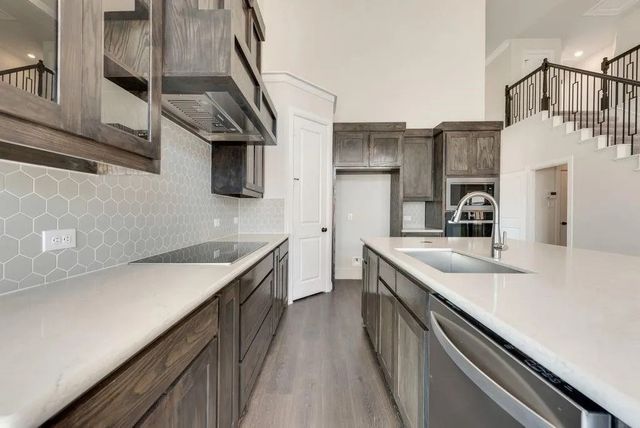 1323 Sundance Lane, Justin, TX 76247