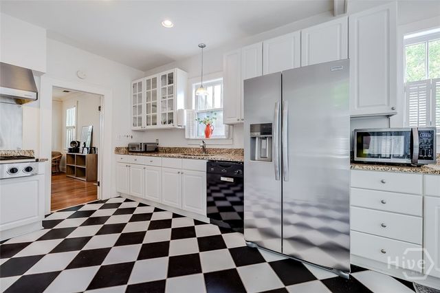 226 E 53rd Street, Savannah, GA 31405