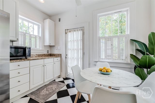 226 E 53rd Street, Savannah, GA 31405