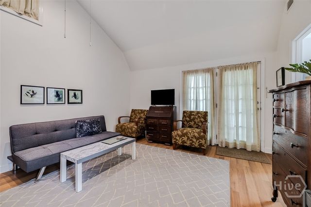 226 E 53rd Street, Savannah, GA 31405