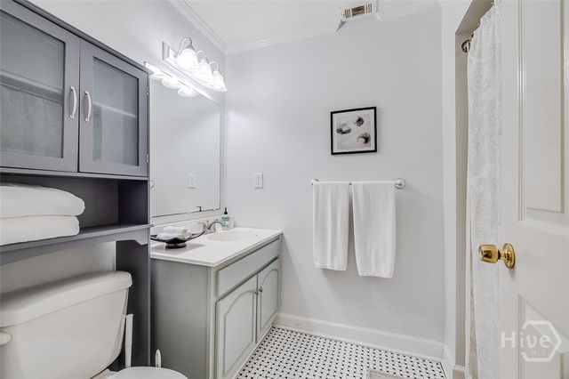 226 E 53rd Street, Savannah, GA 31405