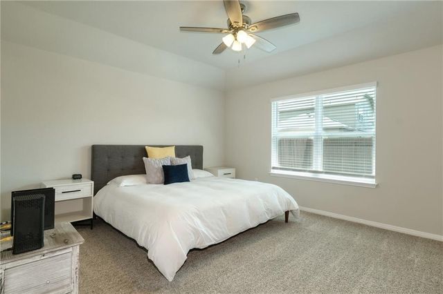 104 Dunlin LN, Leander, TX 78641