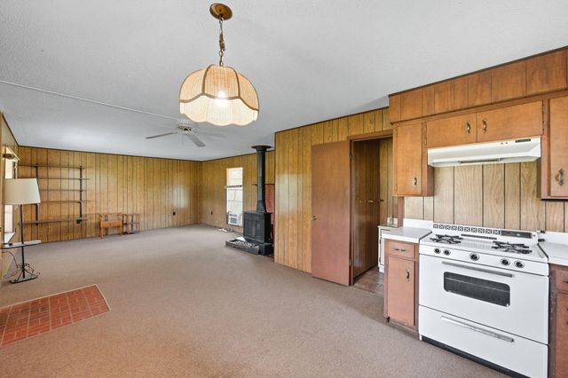 807 County Road 420, Spicewood, TX 78669