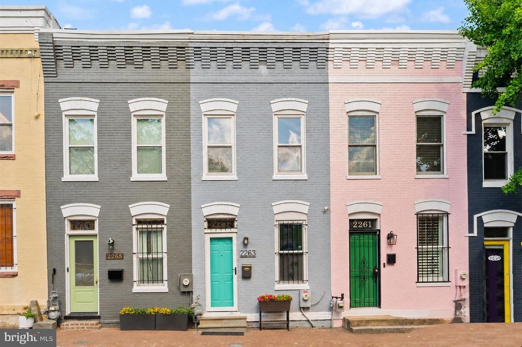 2263 12TH PL NW, Washington, DC 20009