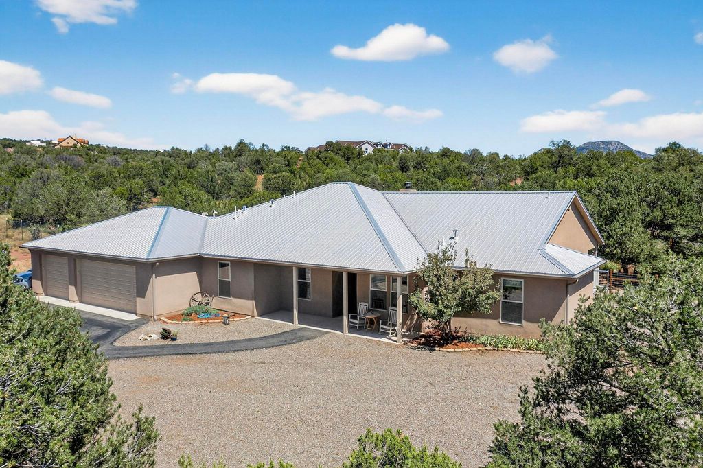 32 EXPRESS Boulevard, Sandia Park, NM 87047