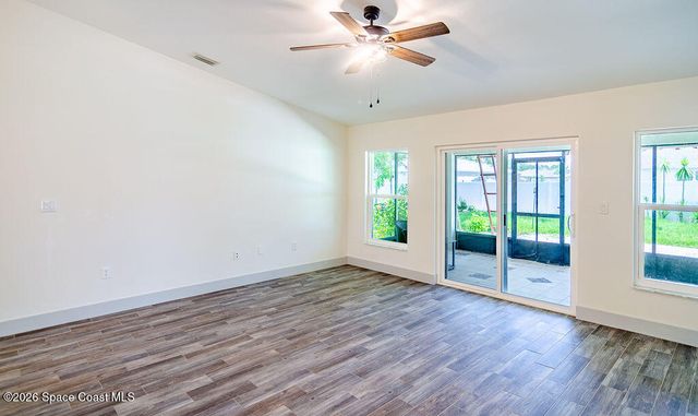298 Silver Frost Street SE, Palm Bay, FL 32909