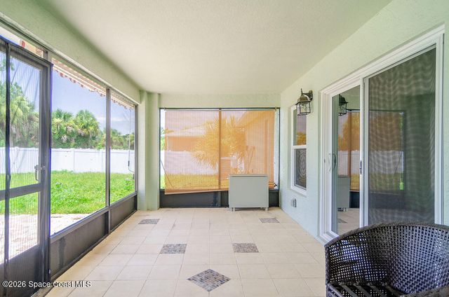 298 Silver Frost Street SE, Palm Bay, FL 32909