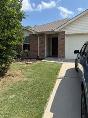833 San Miguel Trail, Fort Worth, TX 76052