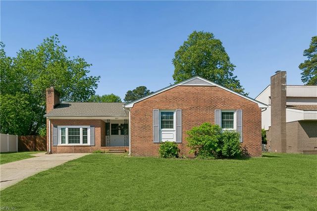 207 Telford DR, Newport News, VA 23602