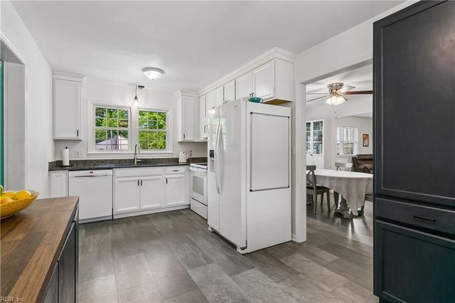 207 Telford DR, Newport News, VA 23602