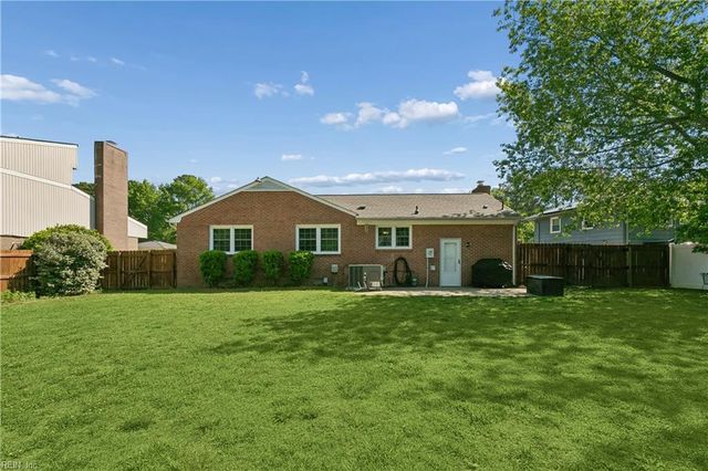 207 Telford DR, Newport News, VA 23602