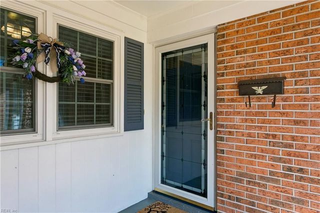 207 Telford DR, Newport News, VA 23602