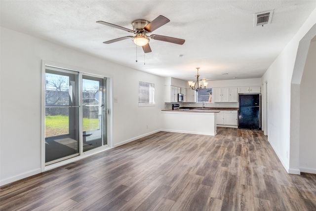 10040 Tokowa Drive, Dallas, TX 75217