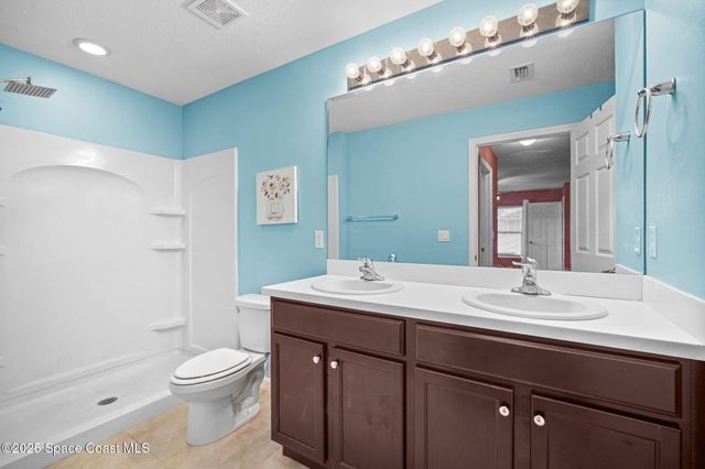 817 Carnival Road SE, Palm Bay, FL 32909