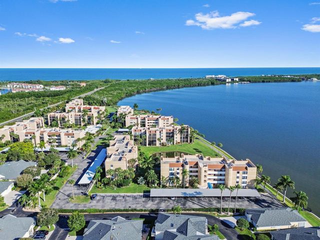 3392 NE Causeway Boulevard 103, Jensen Beach, FL 34957