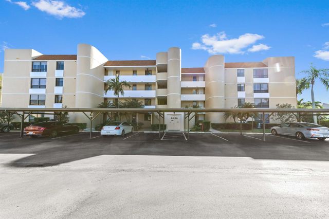 3392 NE Causeway Boulevard 103, Jensen Beach, FL 34957