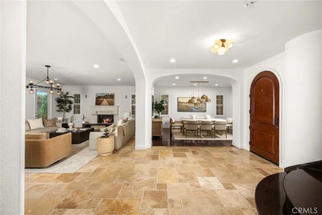 510 E Viewcrest, Azusa, CA 91702
