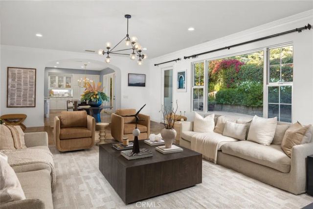 510 E Viewcrest, Azusa, CA 91702