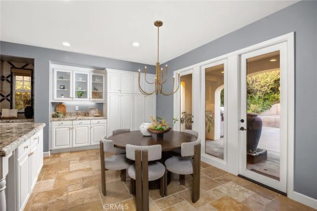 510 E Viewcrest, Azusa, CA 91702