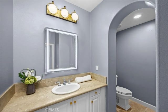 510 E Viewcrest, Azusa, CA 91702