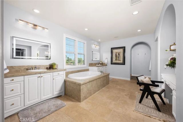 510 E Viewcrest, Azusa, CA 91702