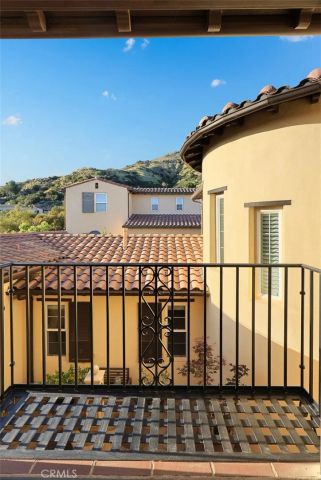 510 E Viewcrest, Azusa, CA 91702