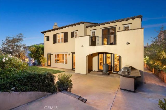 510 E Viewcrest, Azusa, CA 91702