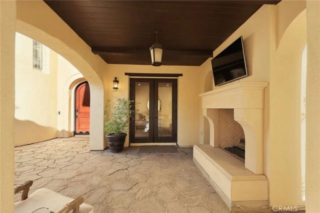 510 E Viewcrest, Azusa, CA 91702