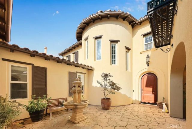 510 E Viewcrest, Azusa, CA 91702