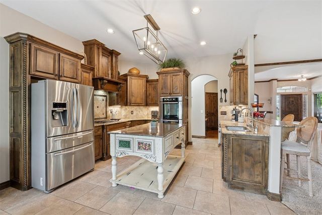 1620 Castellina Court, Edmond, OK 73034