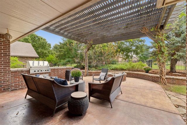 1620 Castellina Court, Edmond, OK 73034