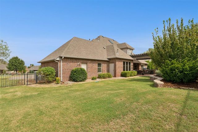 1620 Castellina Court, Edmond, OK 73034