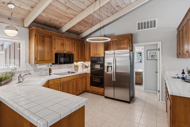 251 OLD ADOBE Road, Los Gatos, CA 95032