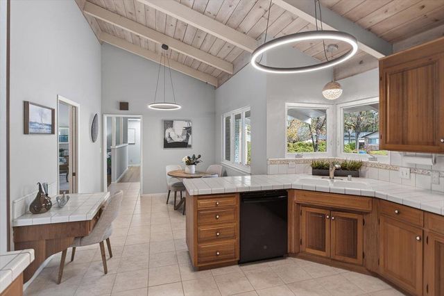 251 OLD ADOBE Road, Los Gatos, CA 95032