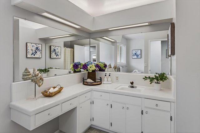 251 OLD ADOBE Road, Los Gatos, CA 95032