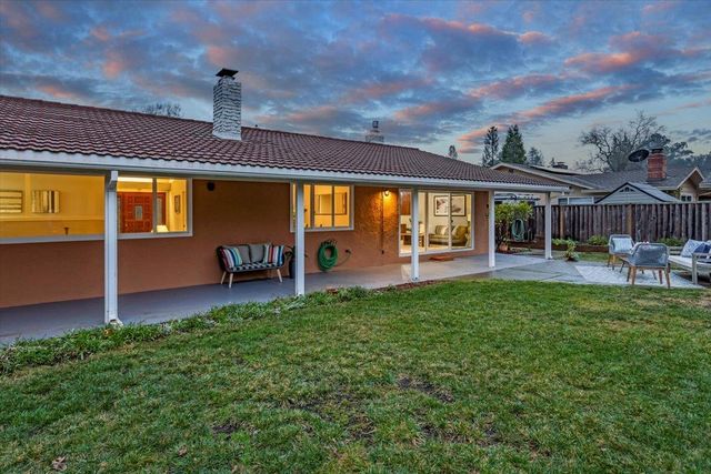 251 OLD ADOBE Road, Los Gatos, CA 95032