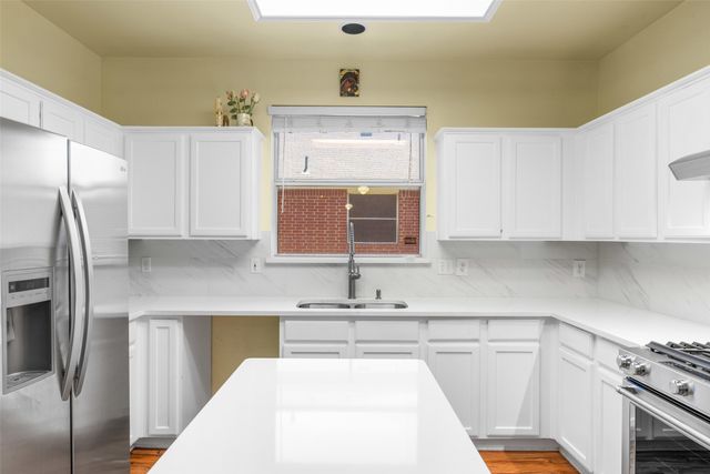 217 Buffalo Creek Drive, Desoto, TX 75115