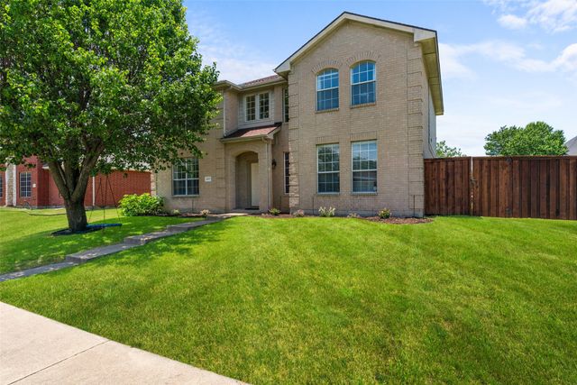 217 Buffalo Creek Drive, Desoto, TX 75115