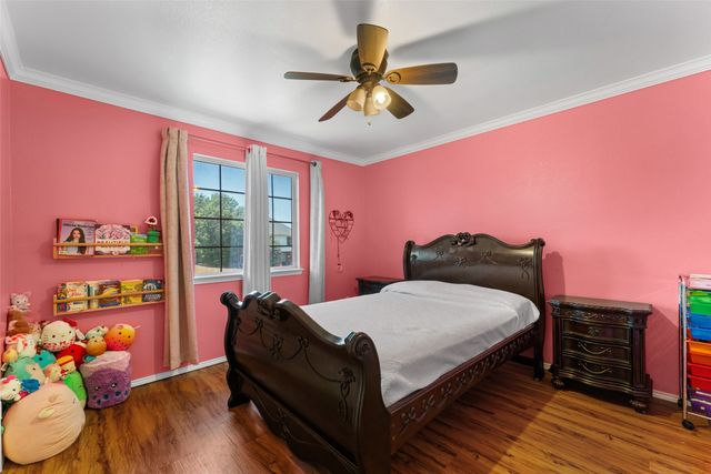 217 Buffalo Creek Drive, Desoto, TX 75115