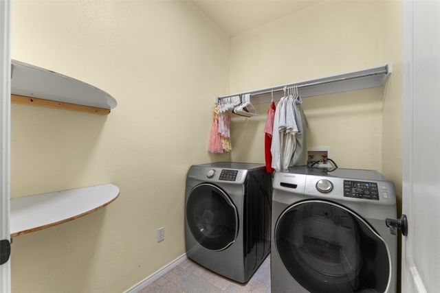 217 Buffalo Creek Drive, Desoto, TX 75115