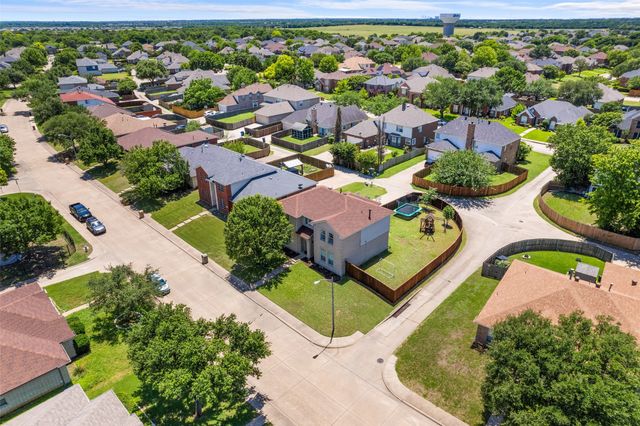 217 Buffalo Creek Drive, Desoto, TX 75115