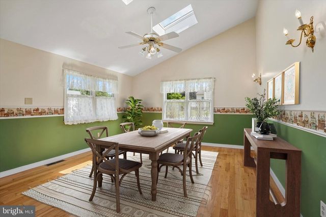 52 CASTLEWOOD DR, Chalfont, PA 18914