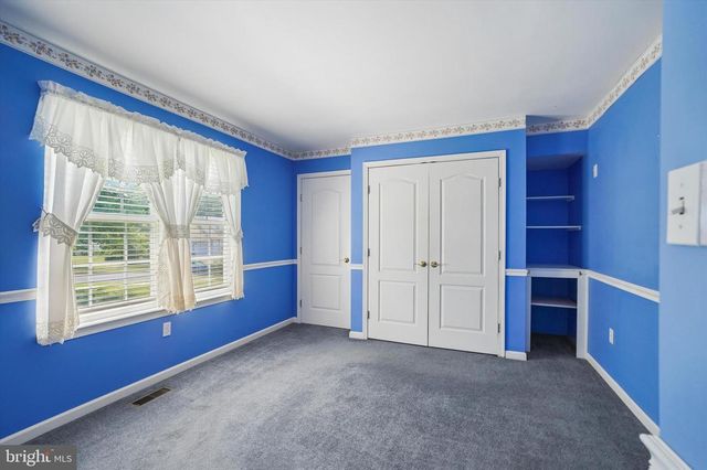52 CASTLEWOOD DR, Chalfont, PA 18914